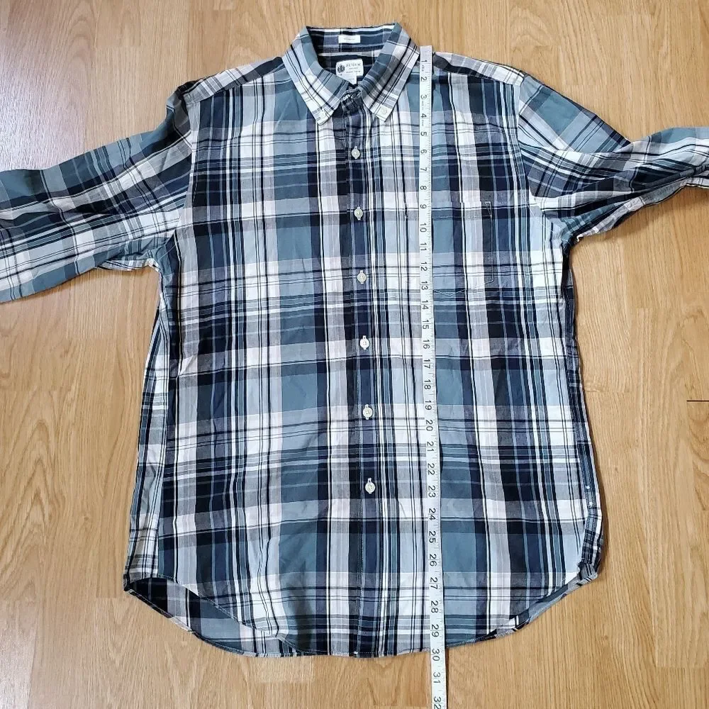 J. Crew Tailored Fit Plaid Button Down Collared Shirt sz Med